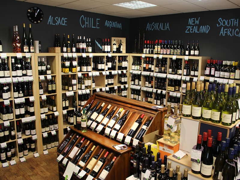 Ann et Vin Wine Shop in Newark has more than 500 different wines for you to choose from.